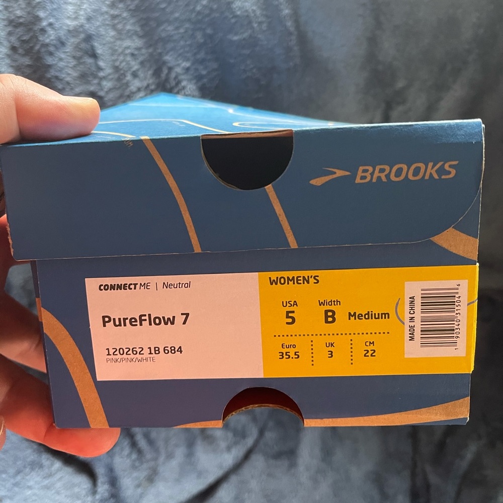 Brooks Pureflow Women’s size 5 New in box